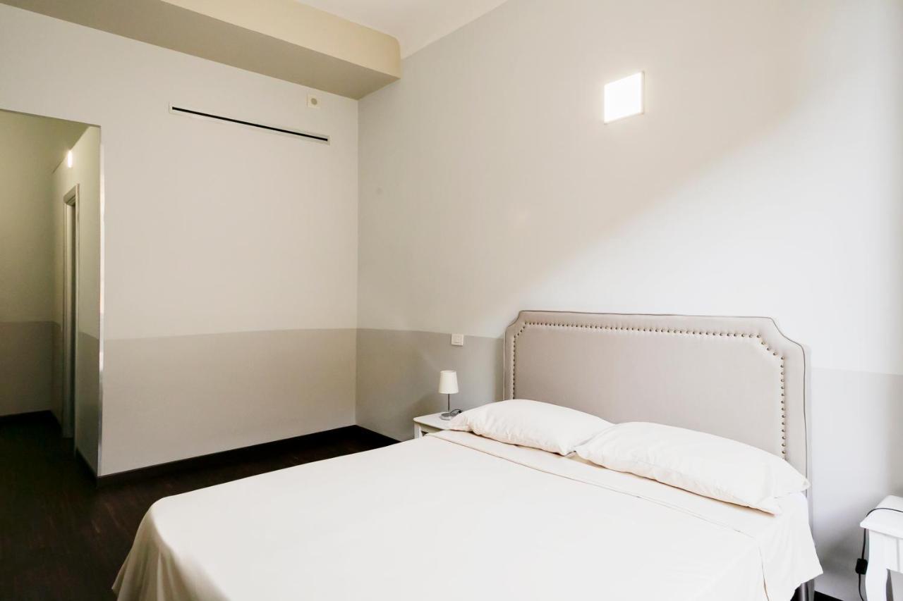 Dm69 - Termini Monti Crossroads Hotel Roma Exterior foto