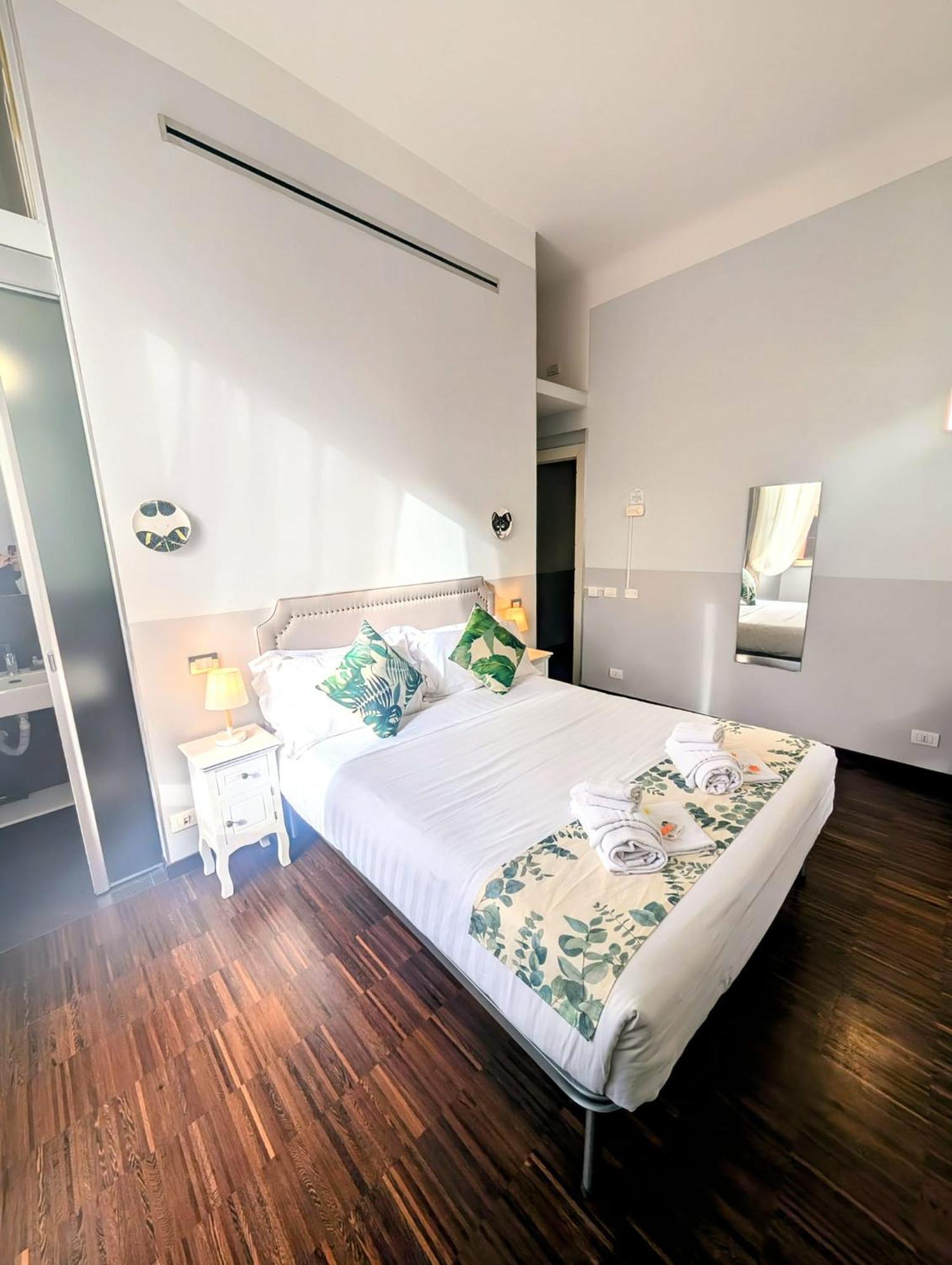 Dm69 - Termini Monti Crossroads Hotel Roma Exterior foto